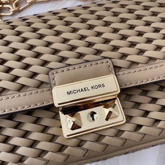 NEW! Michael Kors Tribeca Small Hand-Woven Leather Shoulder Bag Camel $398 - Picture 10 of 15